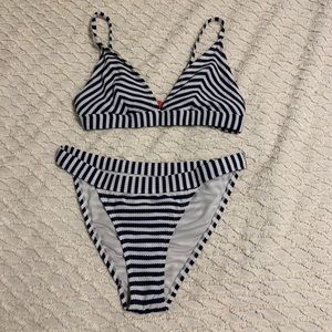 Bikini/swim suit top and bottom